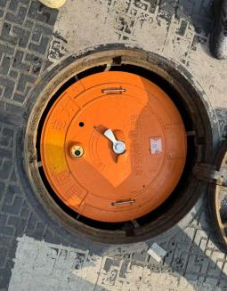 井蓋被撬，智能電子鎖井蓋監控系統如何報警?