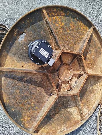 井蓋發生位移,智能井蓋傳感器實時監測