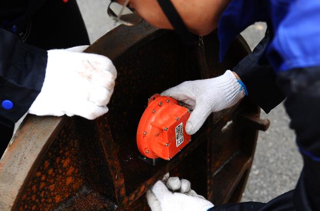 井蓋監控器，智能管理，實時報警