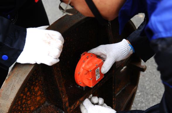 “井蓋問題” 頻發!智能井蓋讓城市 “腳下安全” 可感知